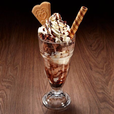 Chocolate Fudge Sundae 