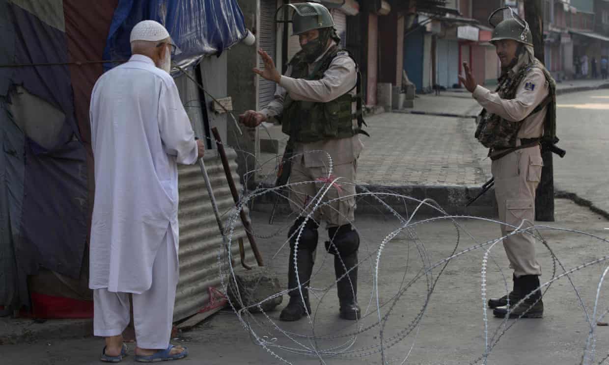 kashmir curfew