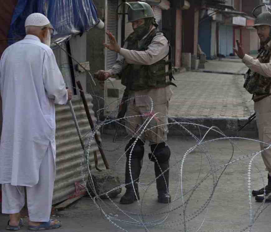 kashmir curfew
