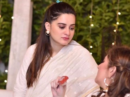 aiman khan baby shower bashed
