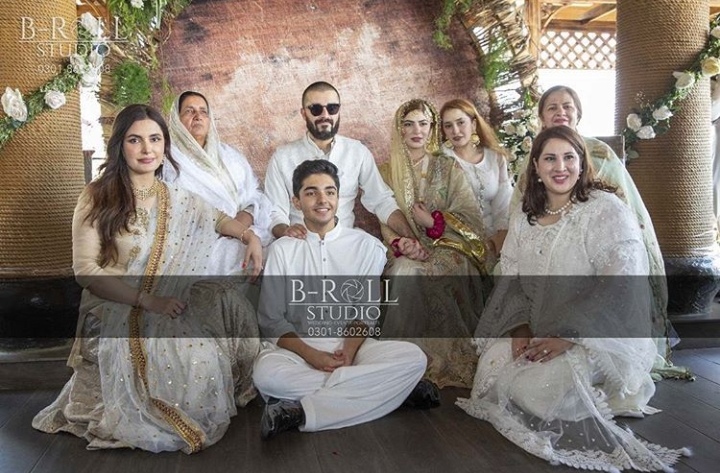 hamza ali abbasi family naimal khawar