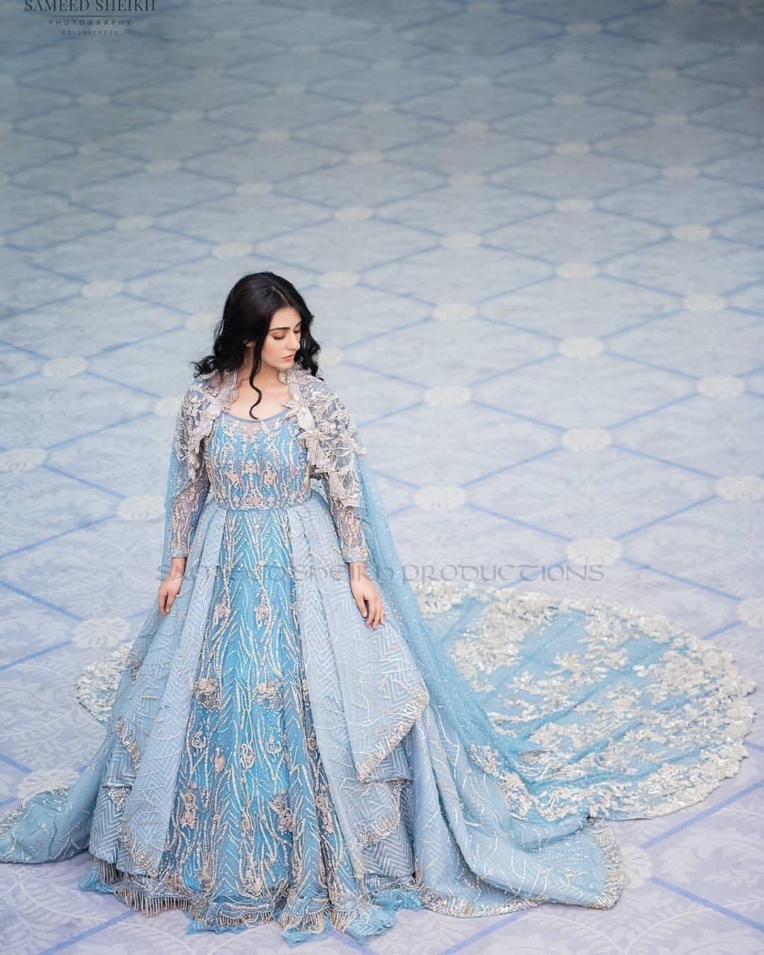 sara khan bridal outfit