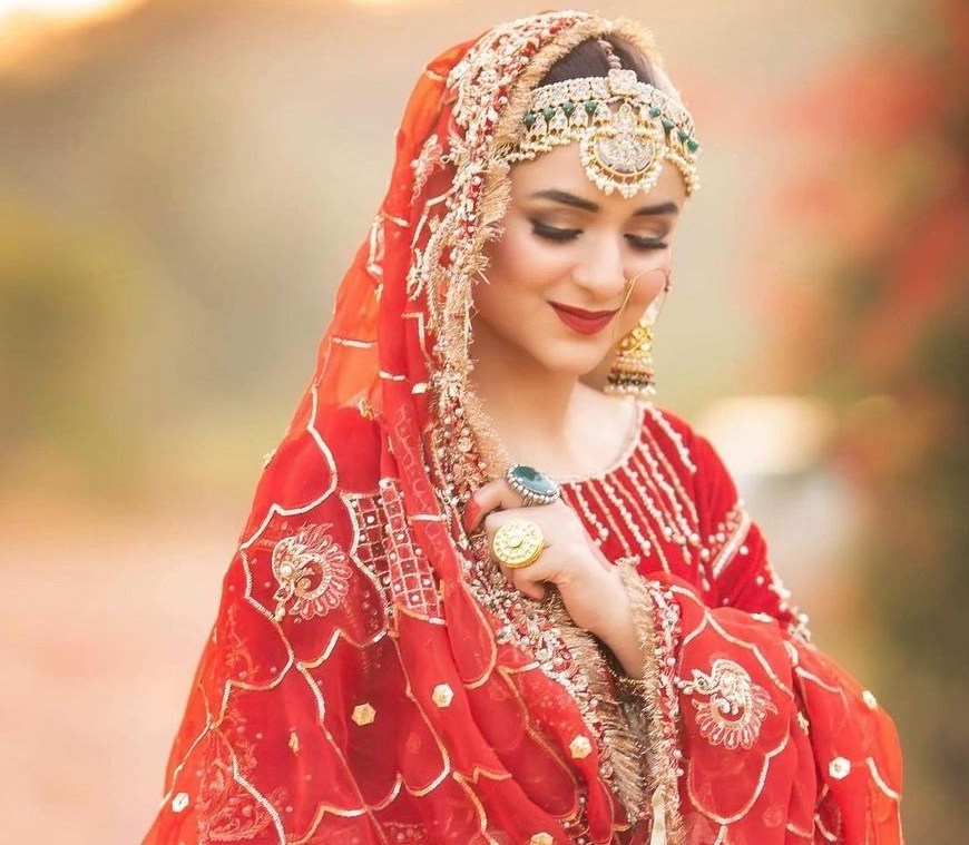 Yumna Zaidi latest Photoshoot