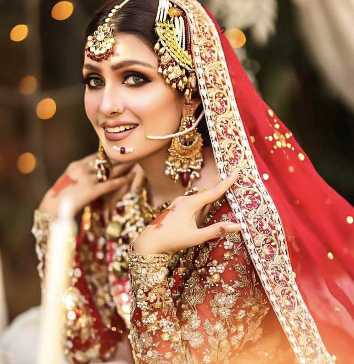 ayeza khan pics