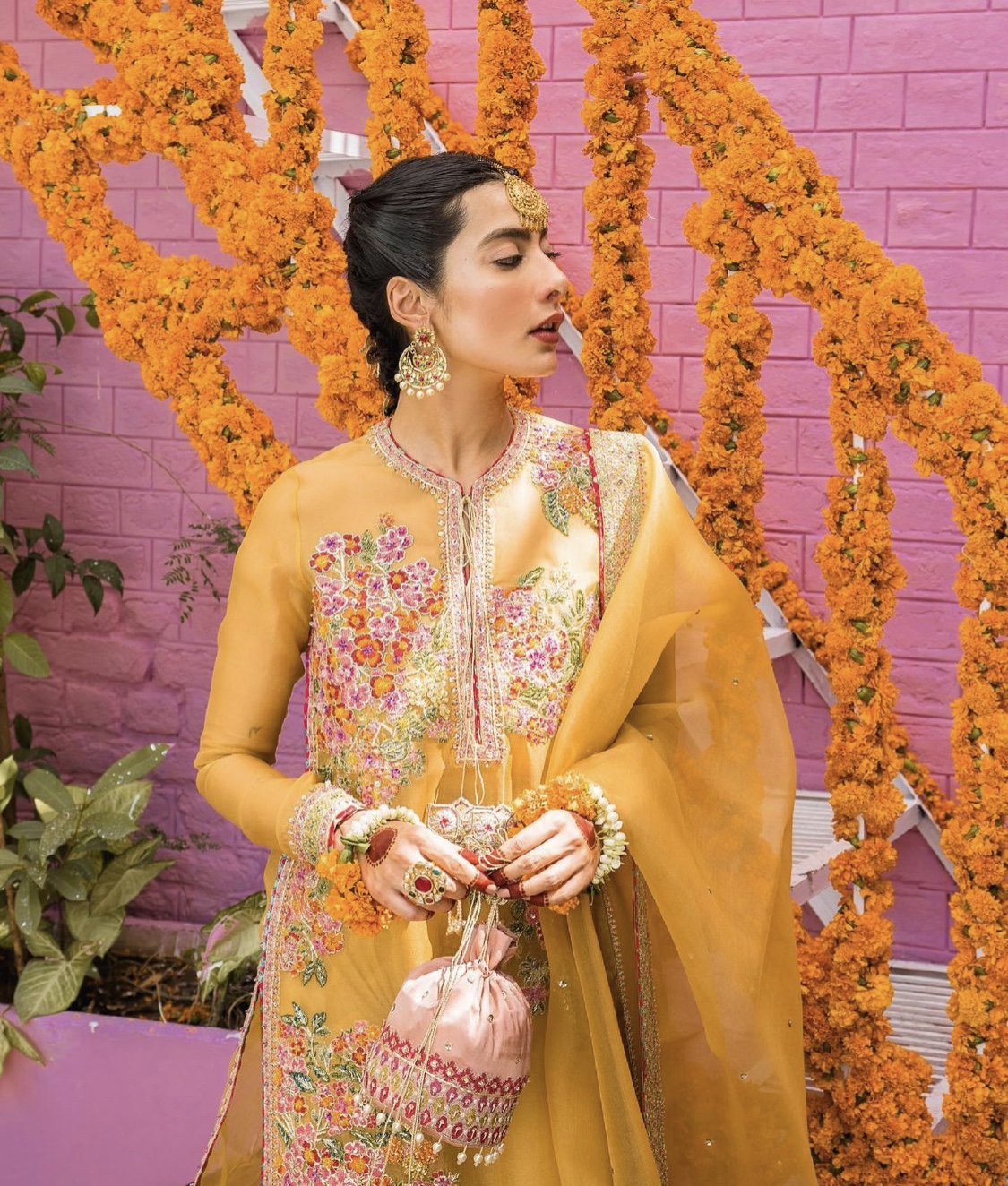 aiman khan the odd onee