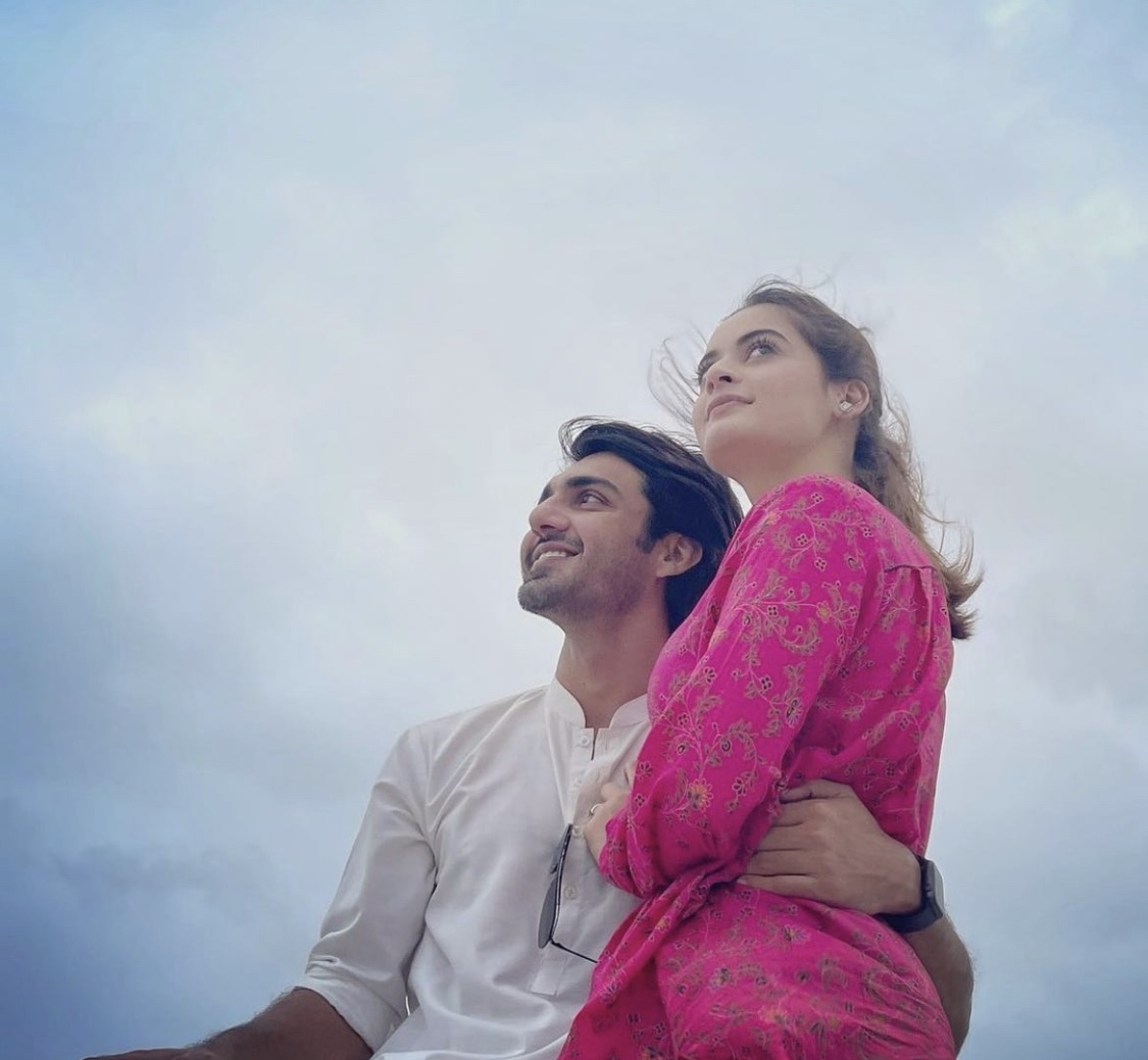 Minal Khan, Ahsan Mohsin get criticized over Eid Picture